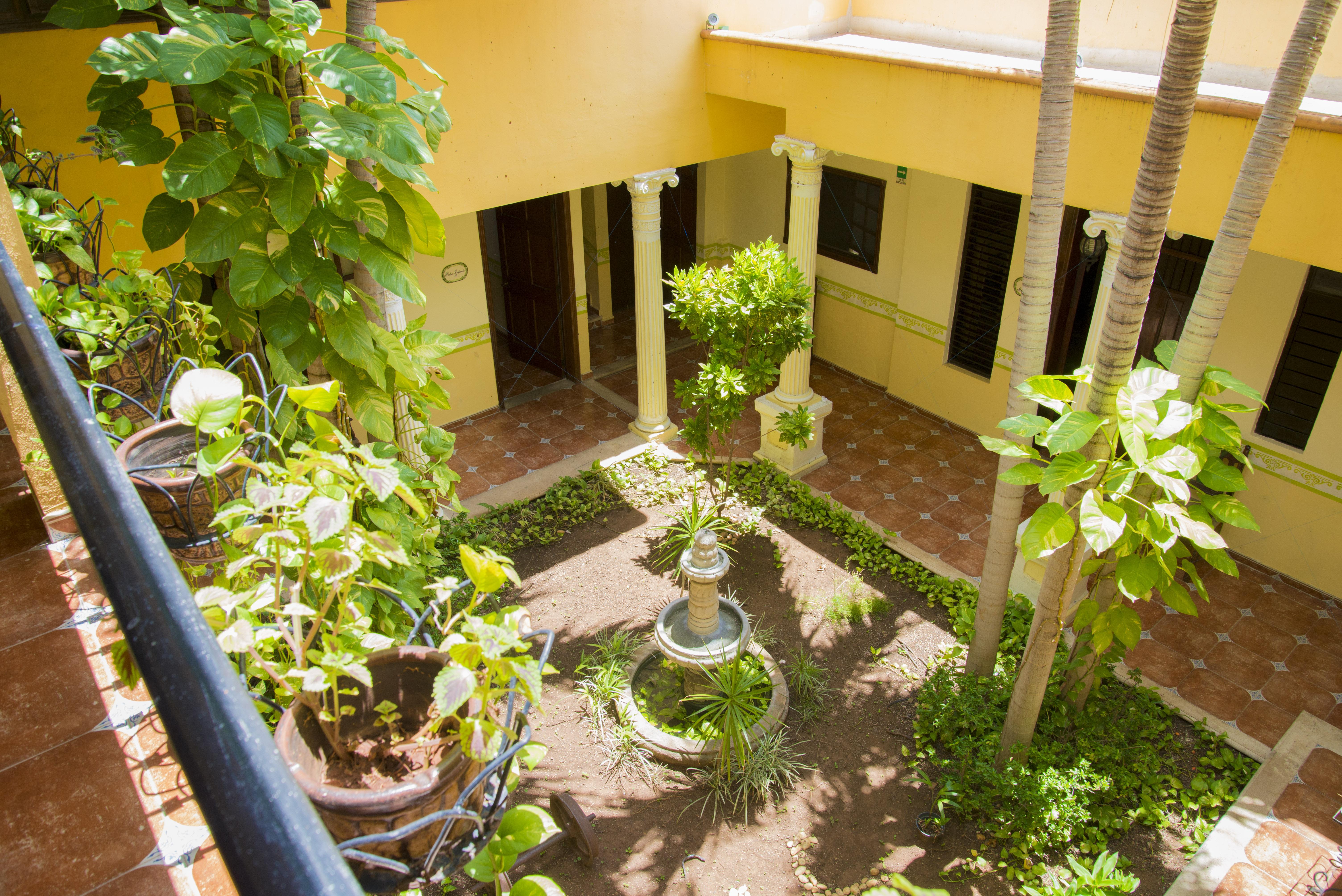 Casa De Las Columnas Mérida Exterior photo