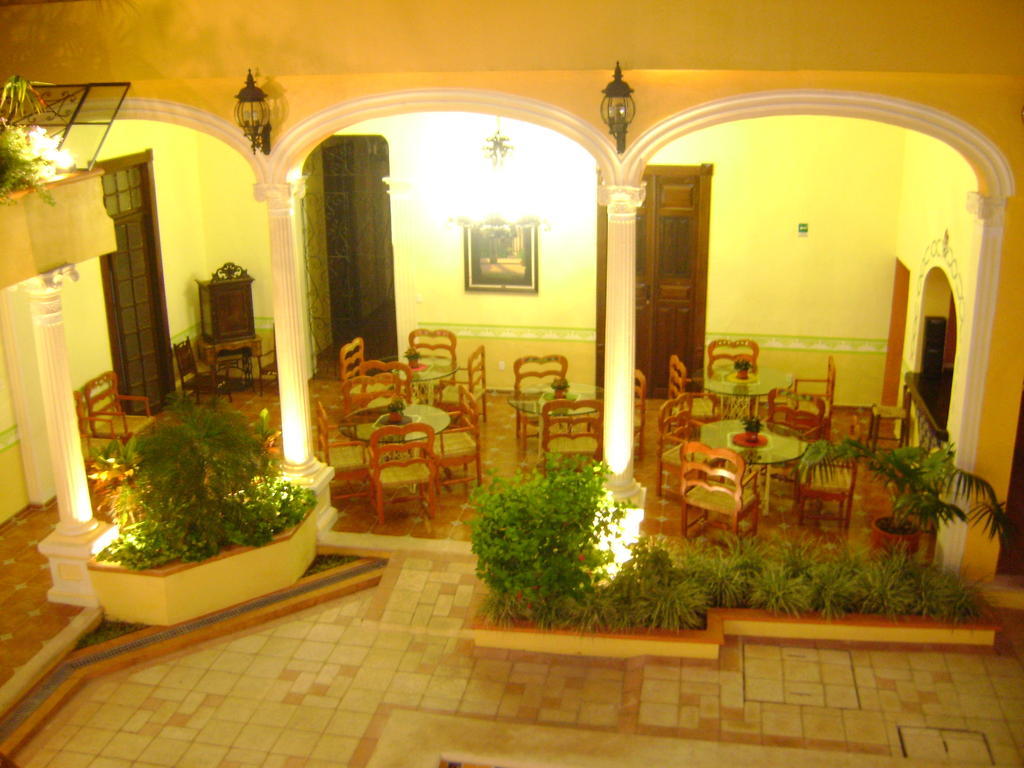 Casa De Las Columnas Mérida Exterior photo